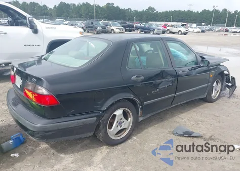 1999 Saab 9-5 z USA, uszkodzony, nr VIN YS3ED48E5X3003737